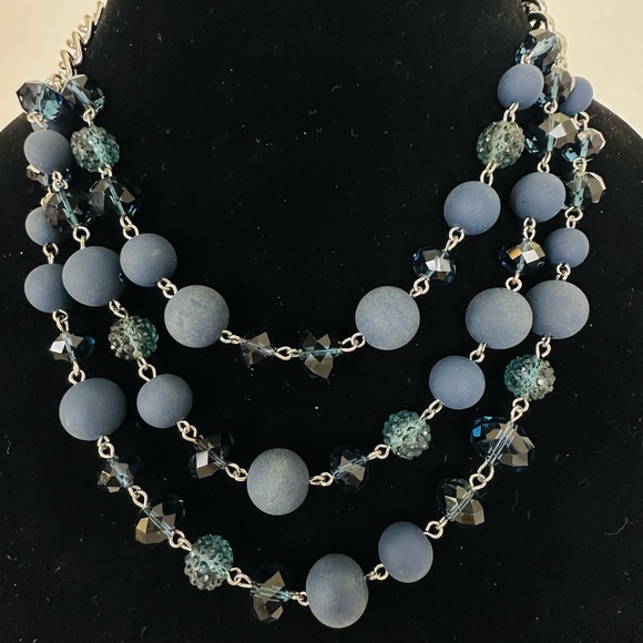 SIMPLY VERA Vera Wang Triple strand Silver tone and Navy Blue beaded necklace - Picture 3 of 12
